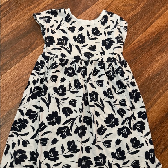 Old Navy Black and White Floral Kids Dress - Picture 6 of 7